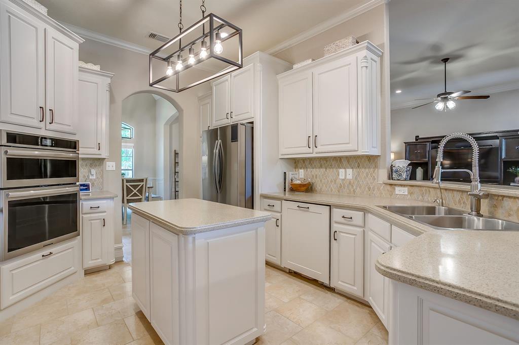 119 Antler Ridge Court Azle, TX 76020 - Photo 10 of 40