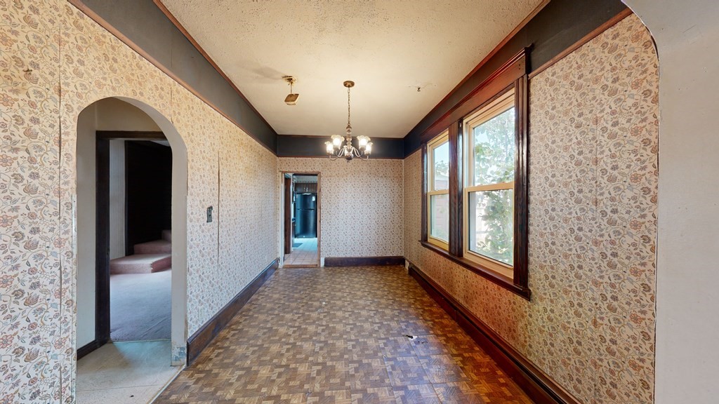 41 Echo Avenue Beverly, MA 01915 - Photo 11 of 24 a view of gallery with window