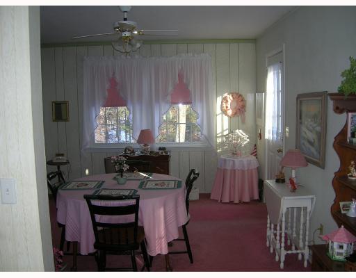316 Westcott Road Scituate, RI 02857 - Photo 4 of 6 Dining Room.