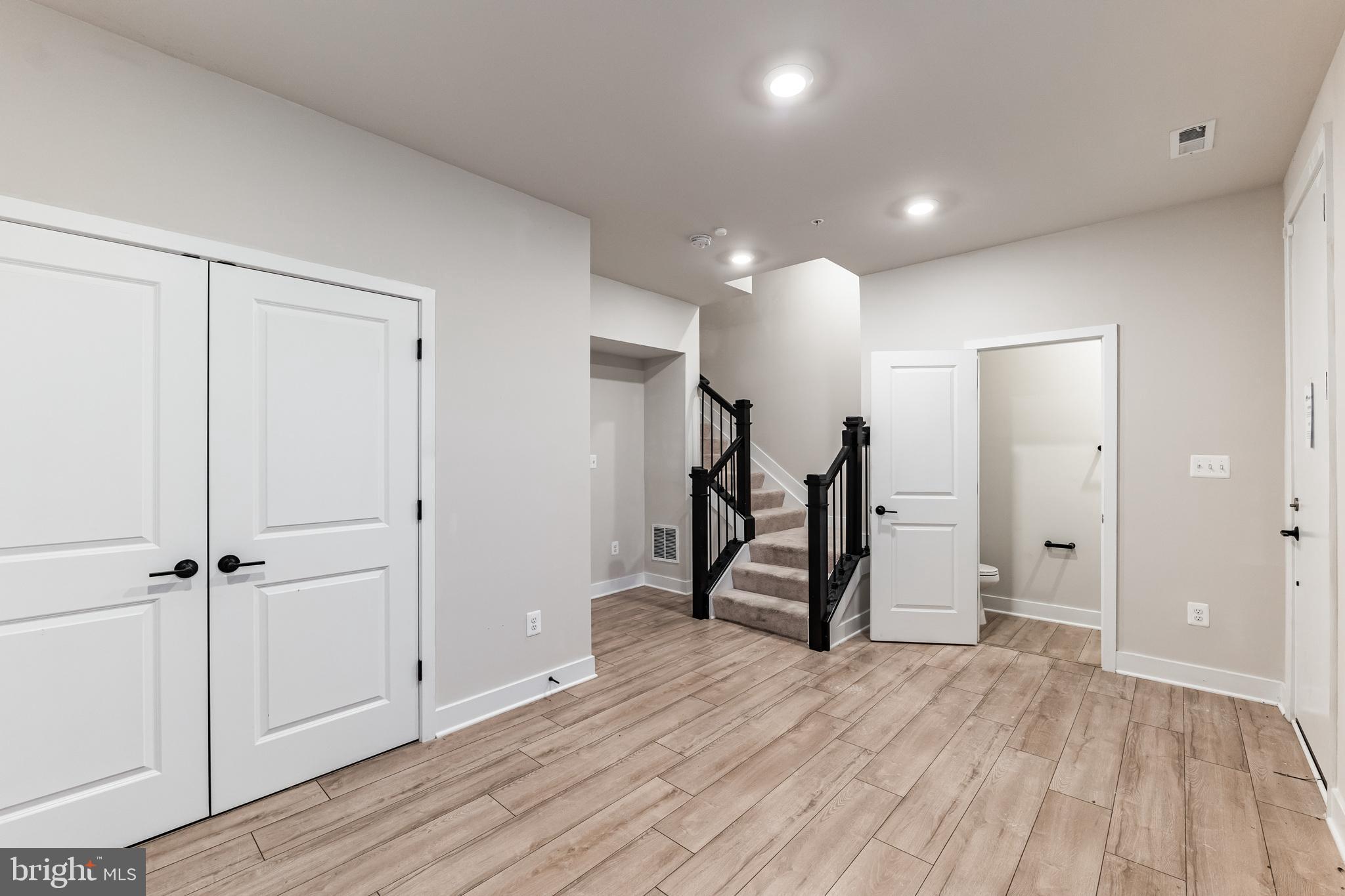 4404 Roland Heights Avenue Baltimore, MD 21211 - Photo 31 of 36