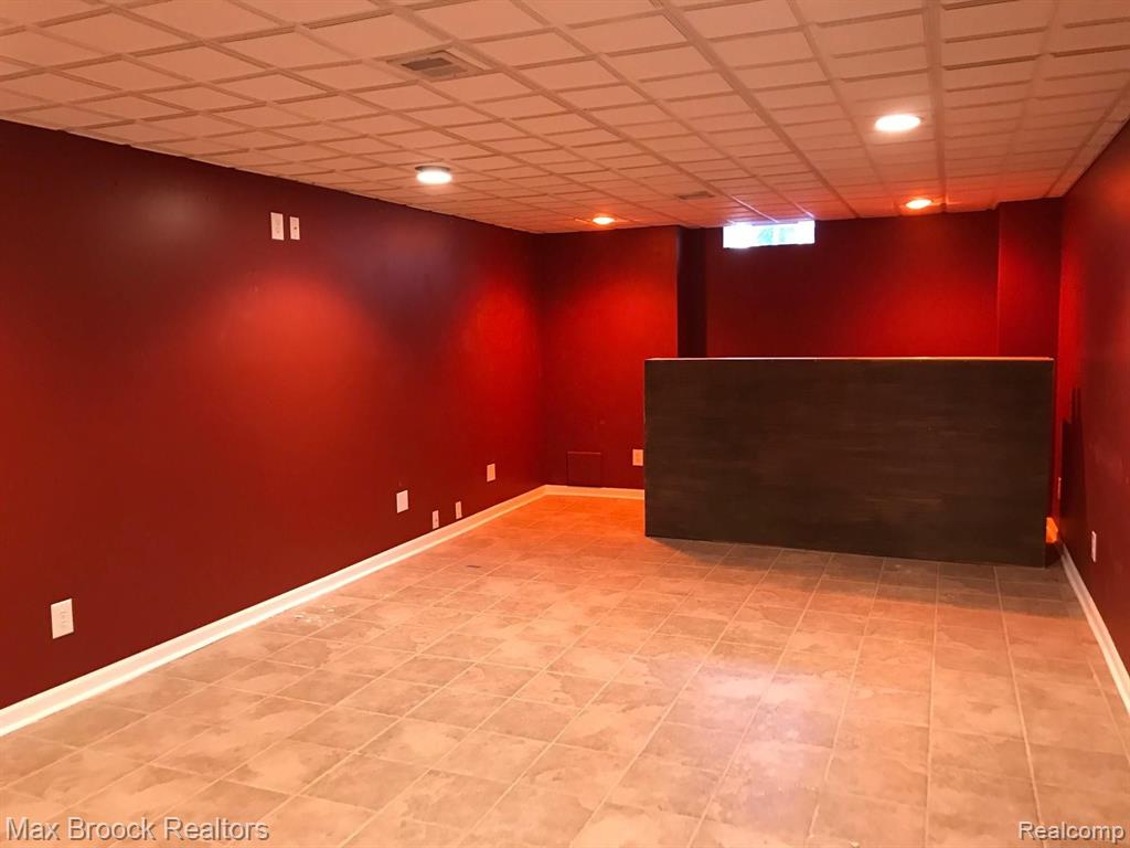 30389 Bradmore Road Warren, MI 48092 - Photo 18 of 22