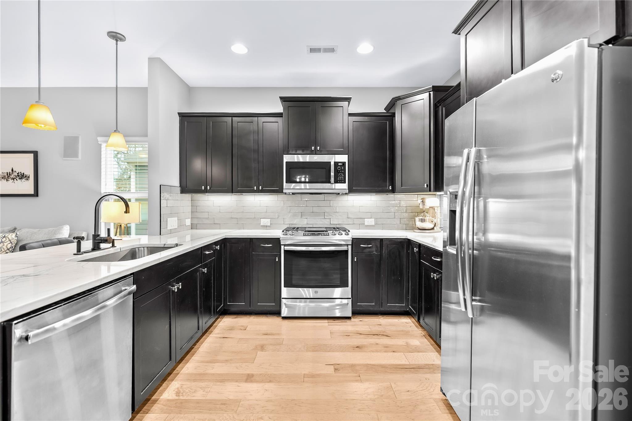 6018 Eleanor Rigby Road Charlotte, NC 28278 - Photo 5 of 32 Gallery Image 5