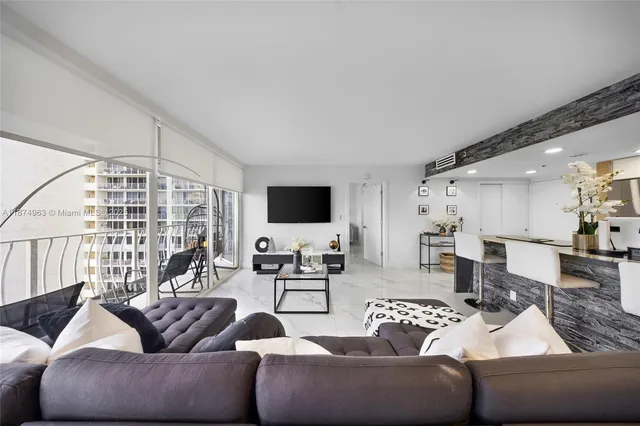 $520,000 | 7601 East Treasure Drive, Unit 1422, North Bay Village, FL 33141