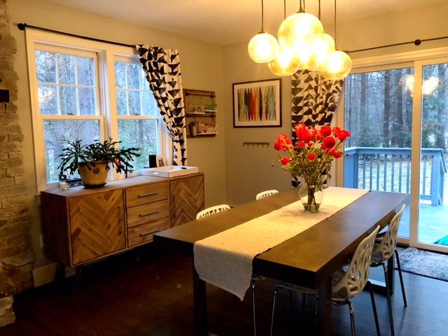 236 Mountain Road Cape Neddick, ME 03902 - Photo 11 of 28 Dining area with sliding doors
