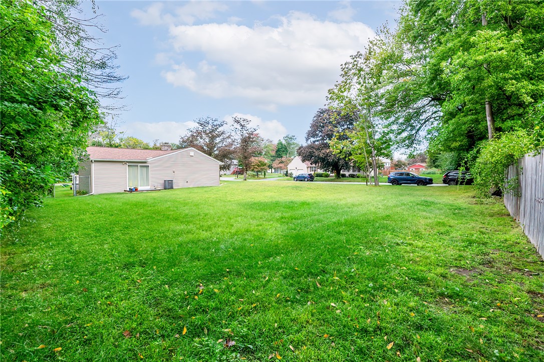 8 Gould Road Cranston, RI 02921 - Photo 8 of 10 Gallery Image 8