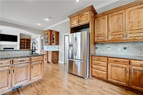 $915,000 | 9414 West 149th Terrace, Overland Park, KS 66221