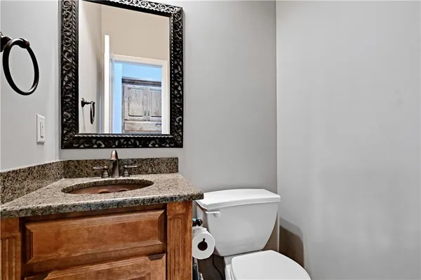 $945,000 | 9414 West 149th Terrace, Overland Park, KS 66221
