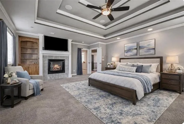 $945,000 | 9414 West 149th Terrace, Overland Park, KS 66221