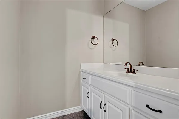 $945,000 | 9414 West 149th Terrace, Overland Park, KS 66221