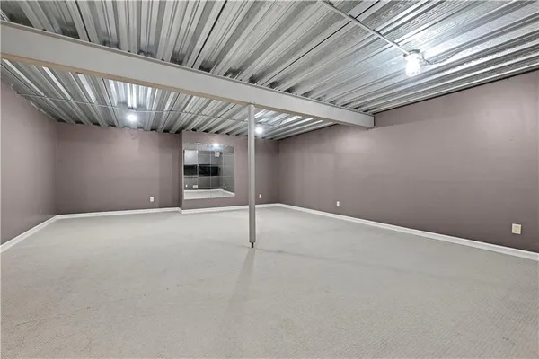 $945,000 | 9414 West 149th Terrace, Overland Park, KS 66221