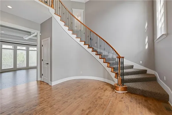 $945,000 | 9414 West 149th Terrace, Overland Park, KS 66221