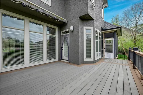$915,000 | 9414 West 149th Terrace, Overland Park, KS 66221