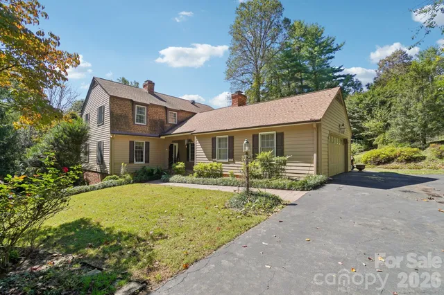 $825,000 | 104 Finley Street, Hendersonville, NC 28739
