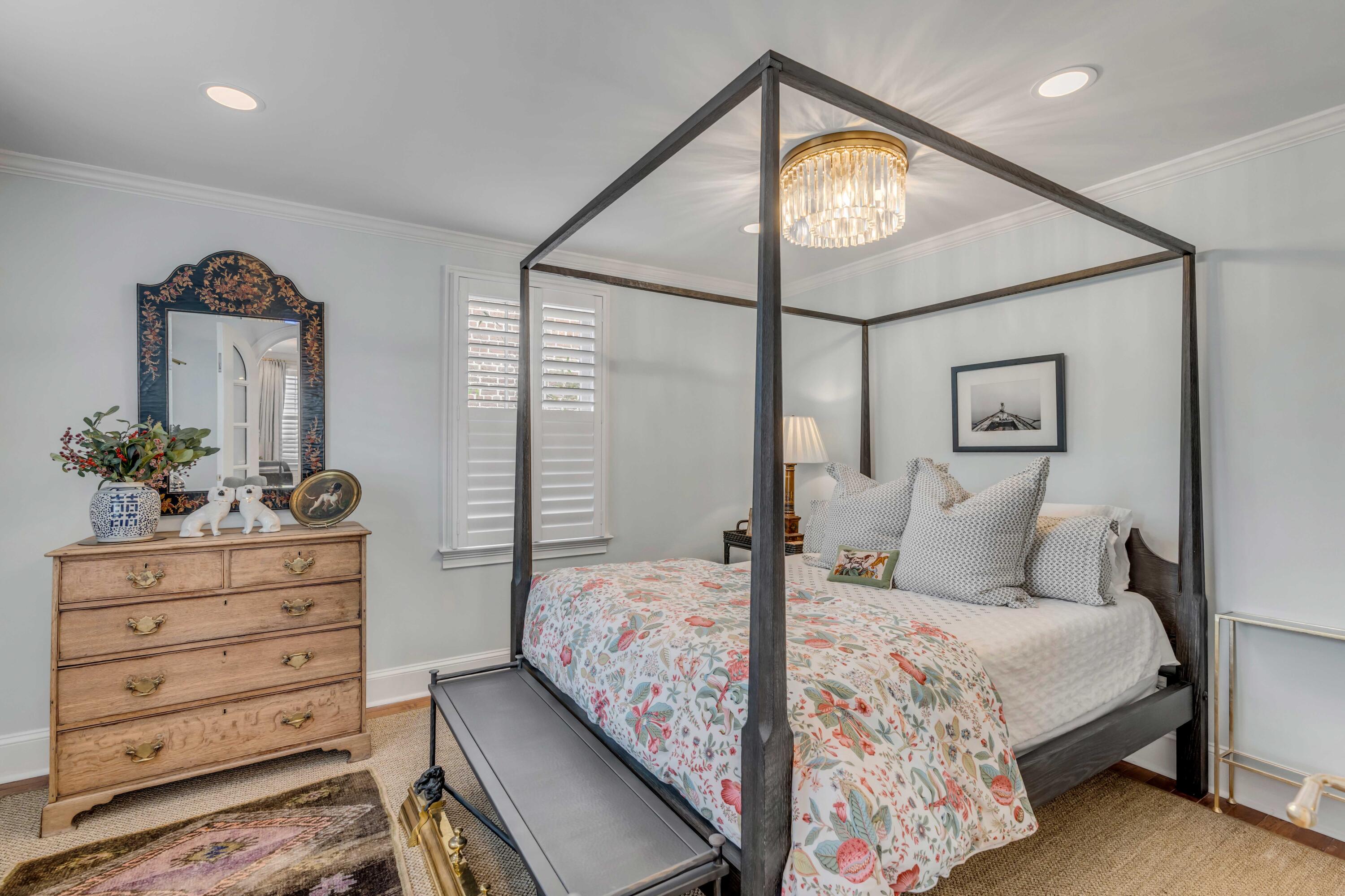 8 Smith Street Charleston, SC 29401 - Photo 25 of 61 Guest Bedroom