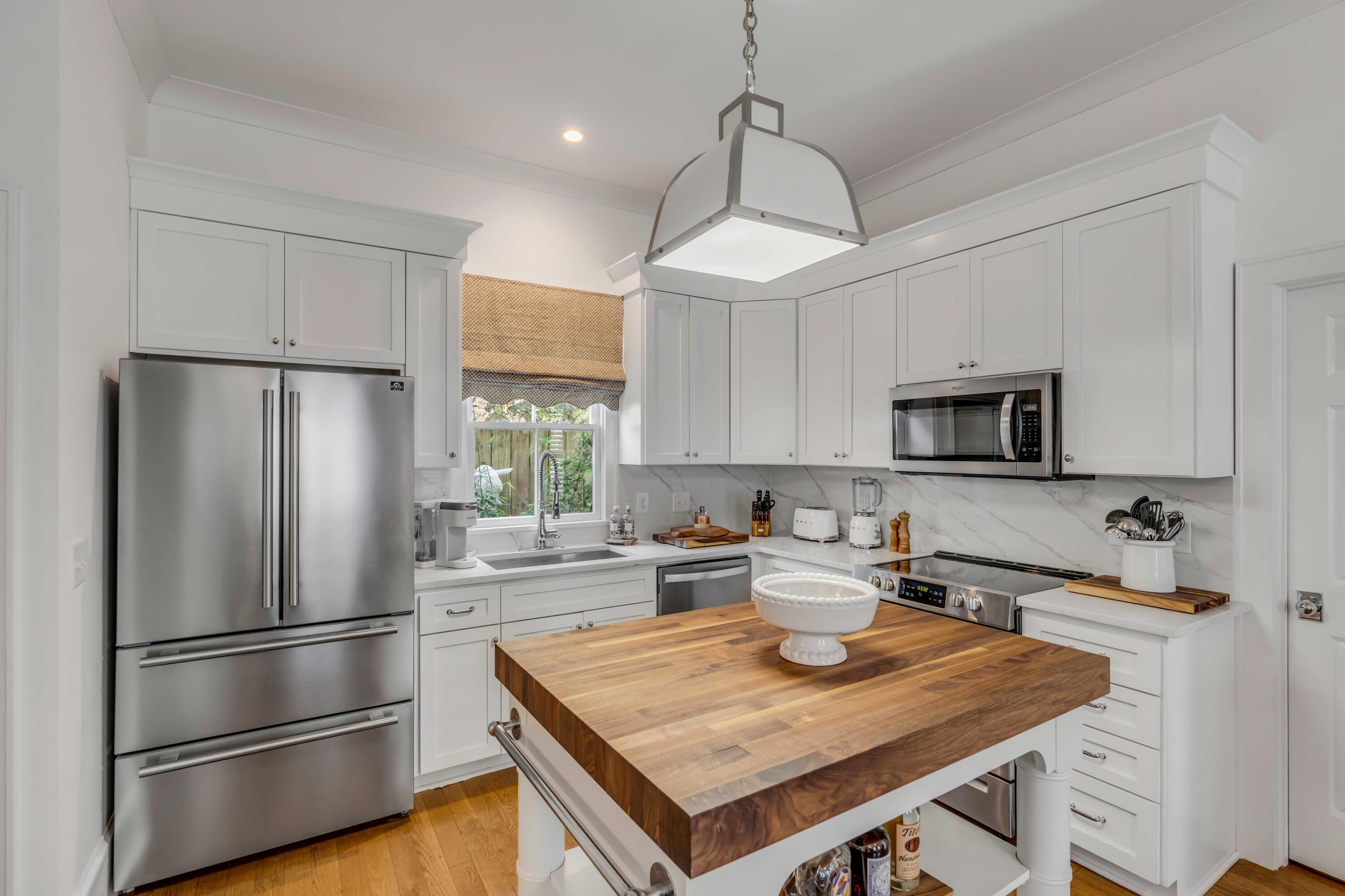 8 Smith Street Charleston, SC 29401 - Photo 45 of 61 Guest House Kitchen