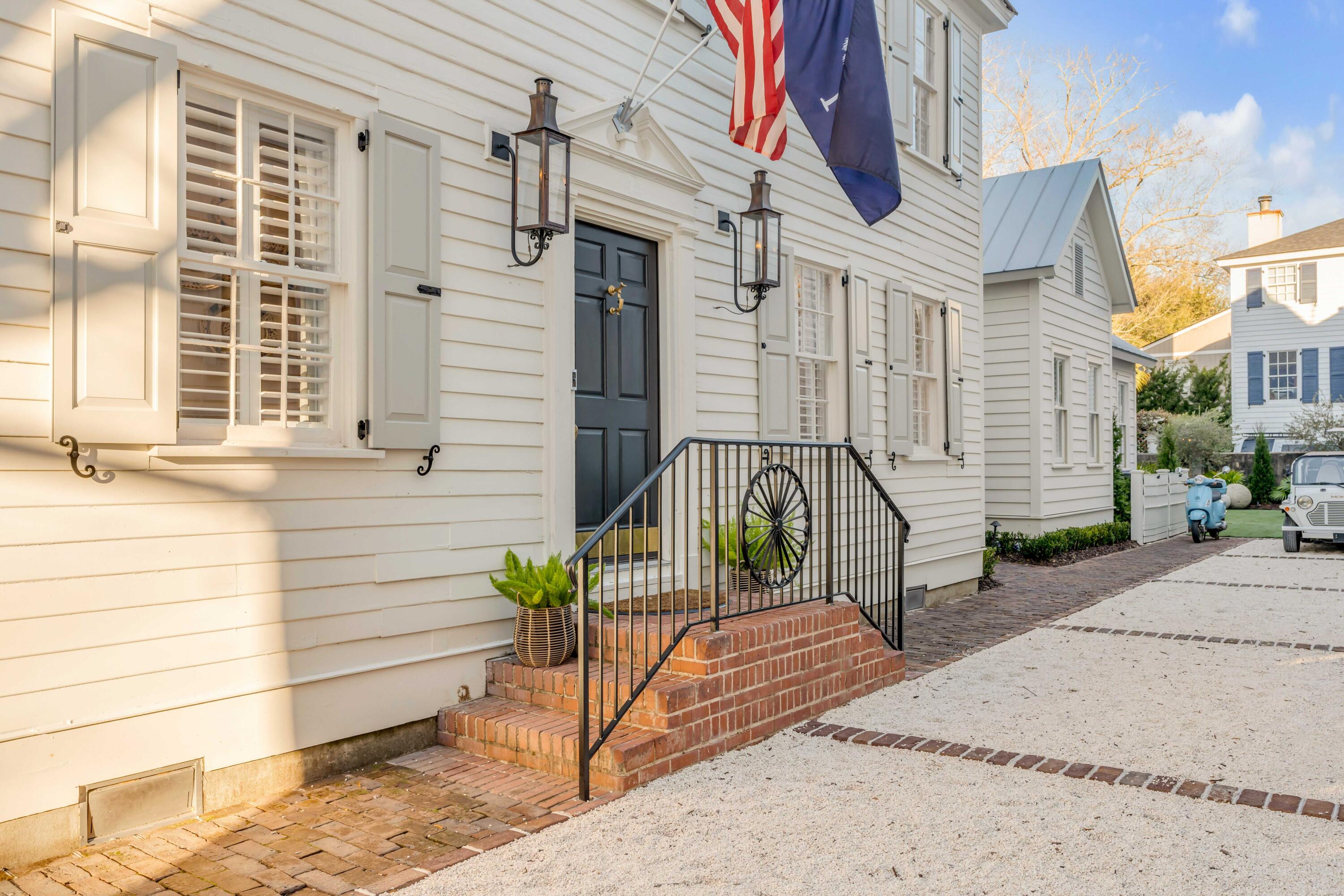 8 Smith Street Charleston, SC 29401 - Photo 5 of 61 Front Entrance