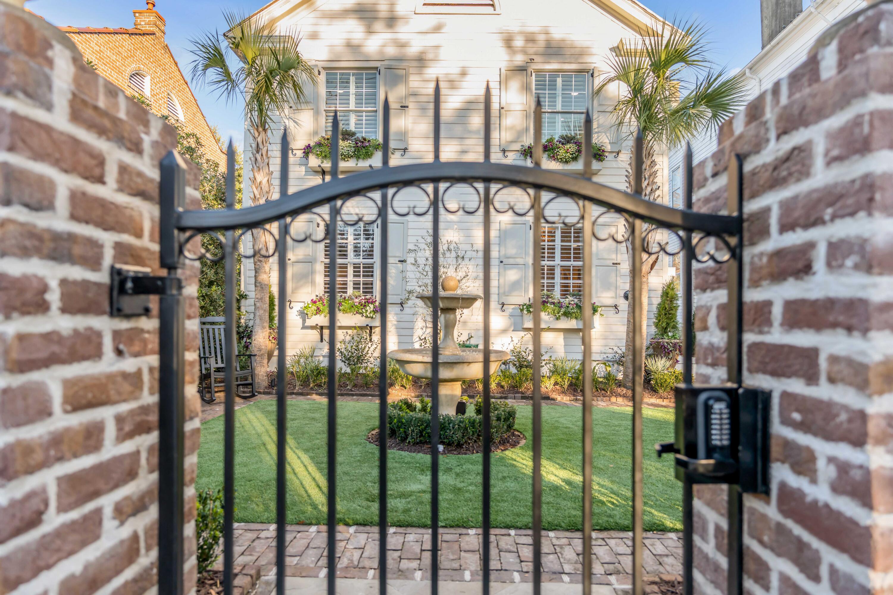 8 Smith Street Charleston, SC 29401 - Photo 51 of 61 Gated Yard