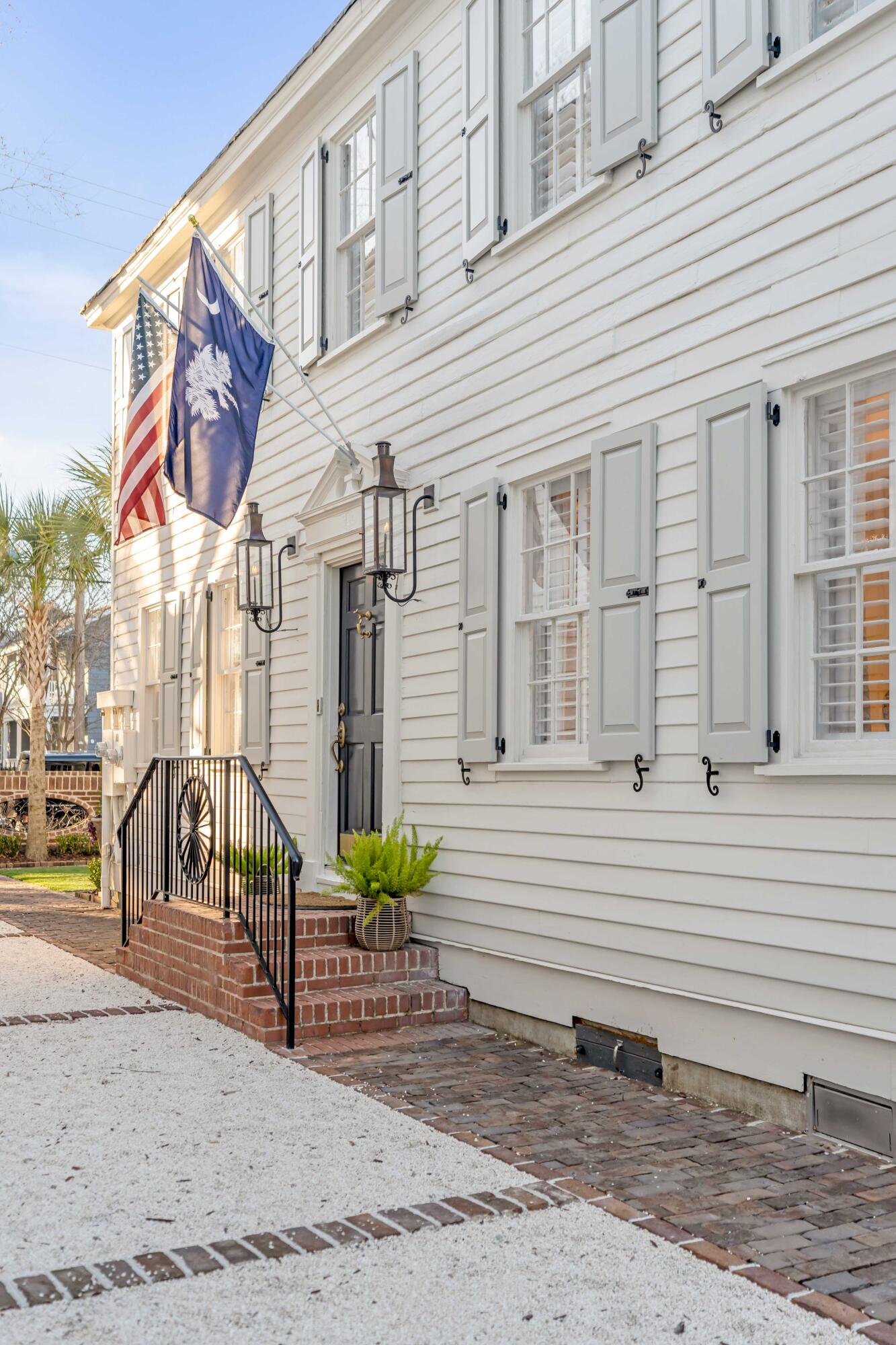 8 Smith Street Charleston, SC 29401 - Photo 6 of 61 Front Entrance