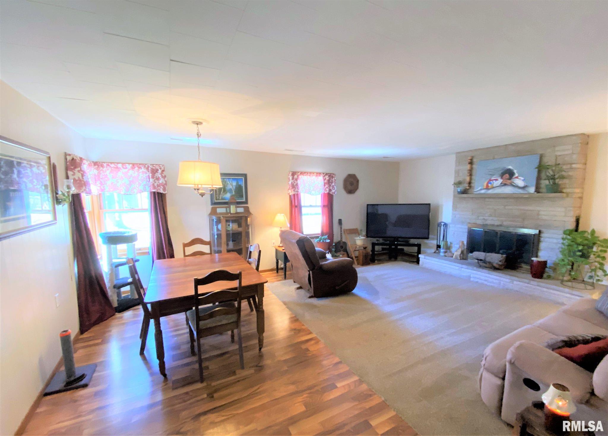 913 Rider Street Flora, IL 62839 - Photo 7 of 46 Gallery Image 7