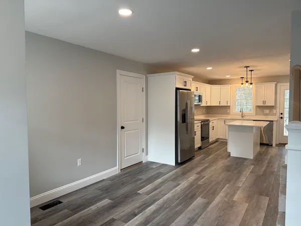 $4,100 | 19 Kashmir's Way, Unit 19, Lakeville, MA 02347