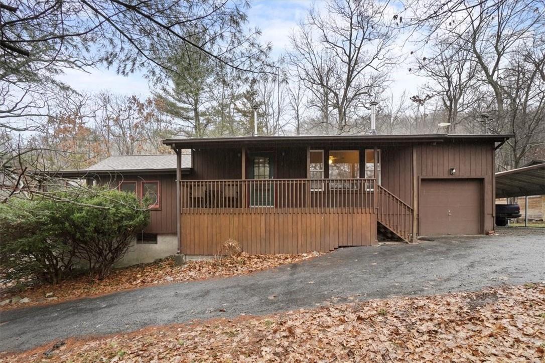 21 Traverse Road Lake Peekskill, NY 10537 - Photo 1 of 1 a front view of a house with garden
