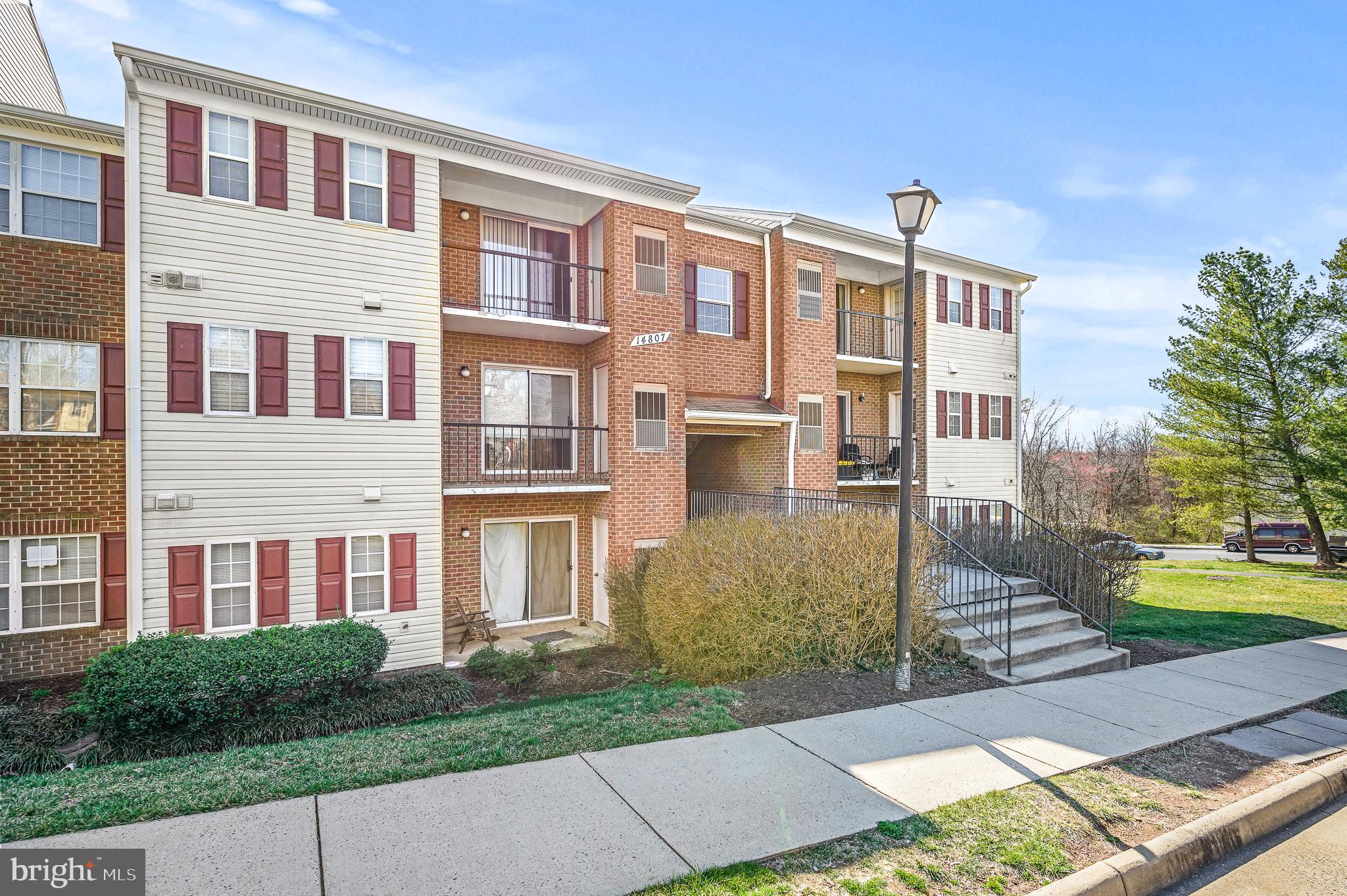 14807 Rydell Road, Unit 103 Centreville, VA 20121 - Photo 2 of 26