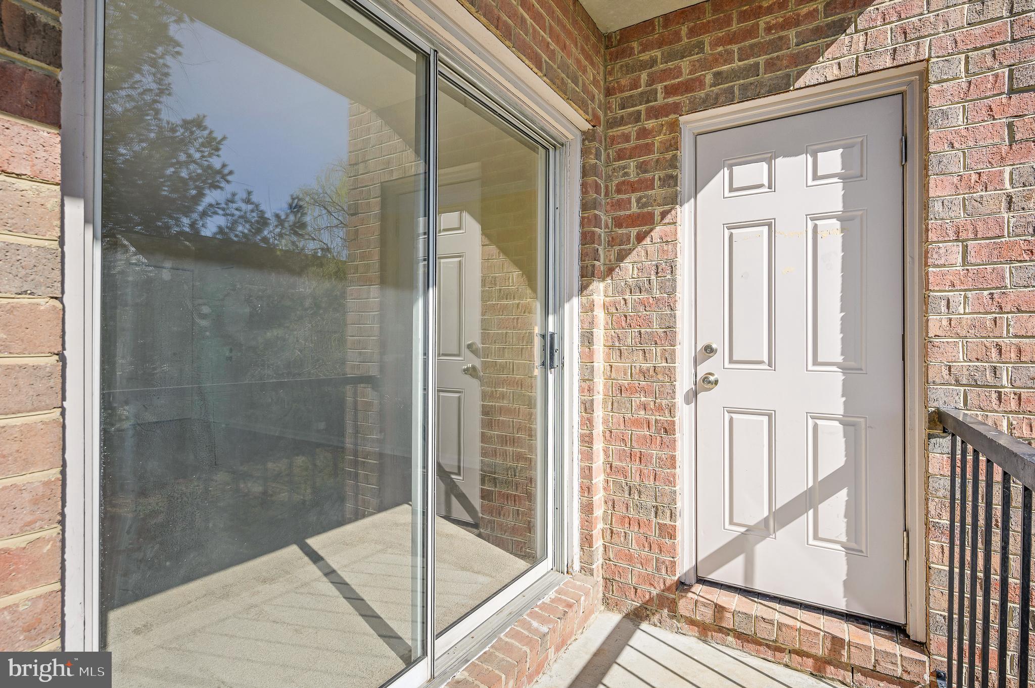 14807 Rydell Road, Unit 103 Centreville, VA 20121 - Photo 22 of 26