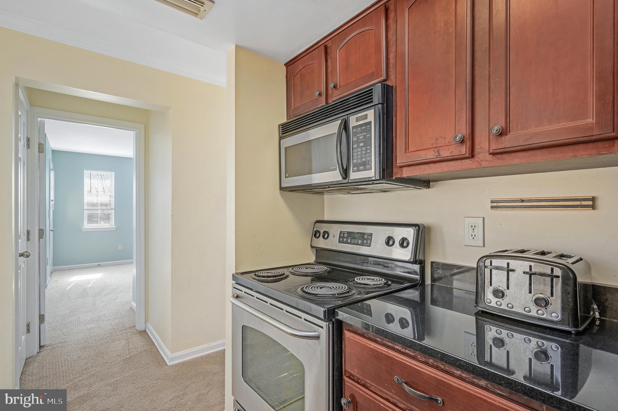 14807 Rydell Road, Unit 103 Centreville, VA 20121 - Photo 10 of 26