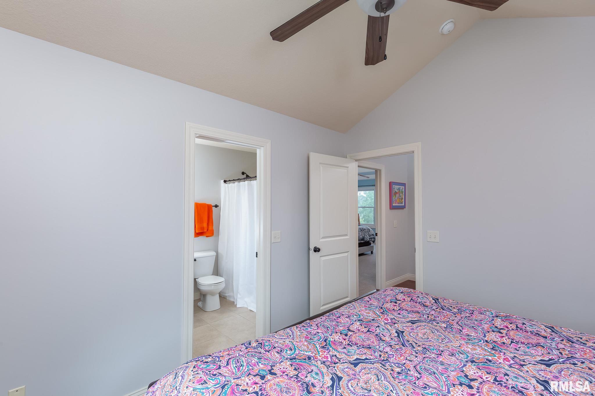 5448 Judge Road Bettendorf, IA 52722 - Photo 17 of 39 Gallery Image 17