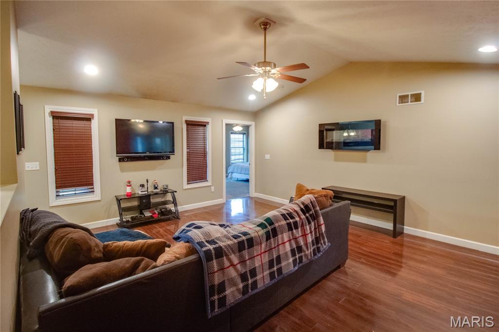2909 Sandy Lane Springfield, IL 62711 - Photo 10 of 45 Gallery Image 10