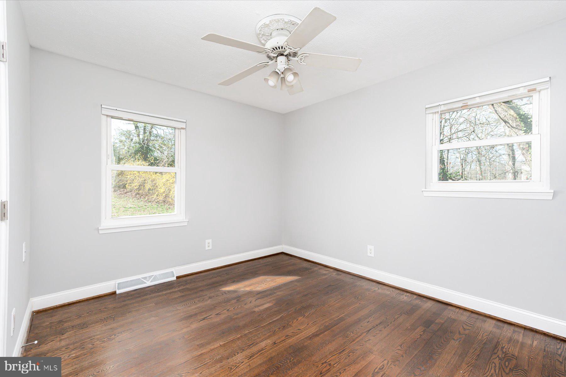 401 Heitzman Road Davidsonville, MD 21035 - Photo 12 of 32 Bedroom 3