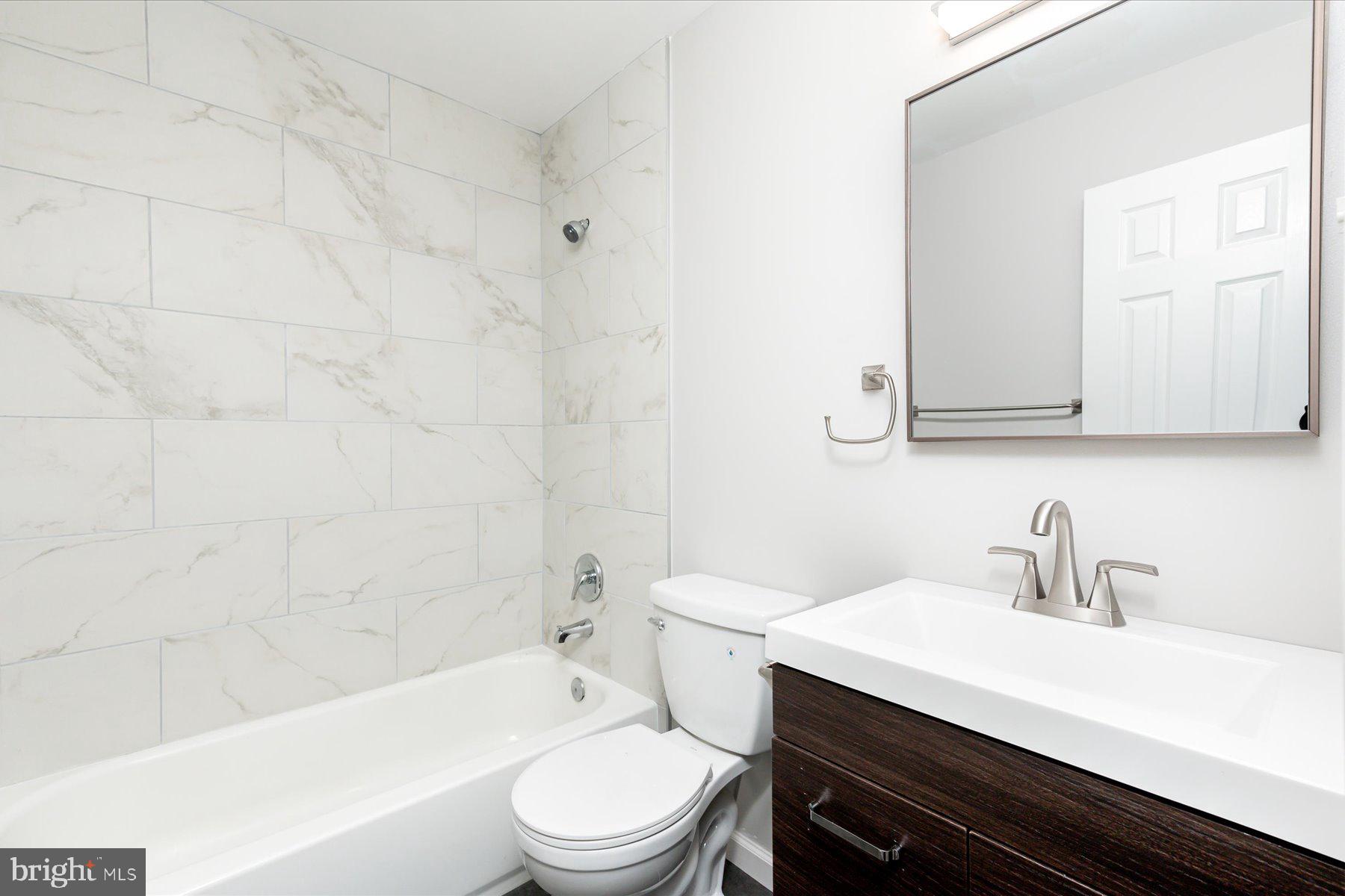 401 Heitzman Road Davidsonville, MD 21035 - Photo 16 of 32 Hall Bathroom