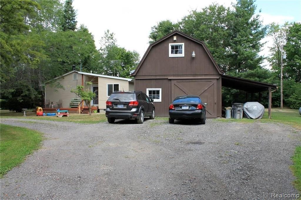 12502 Creek Road Carleton, MI 48117 - Photo 14 of 52