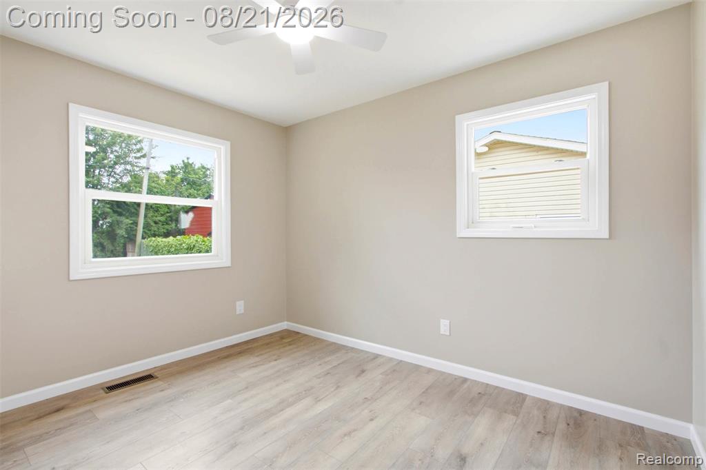 1938 Sheick Road Monroe, MI 48162 - Photo 5 of 20 Gallery Image 5