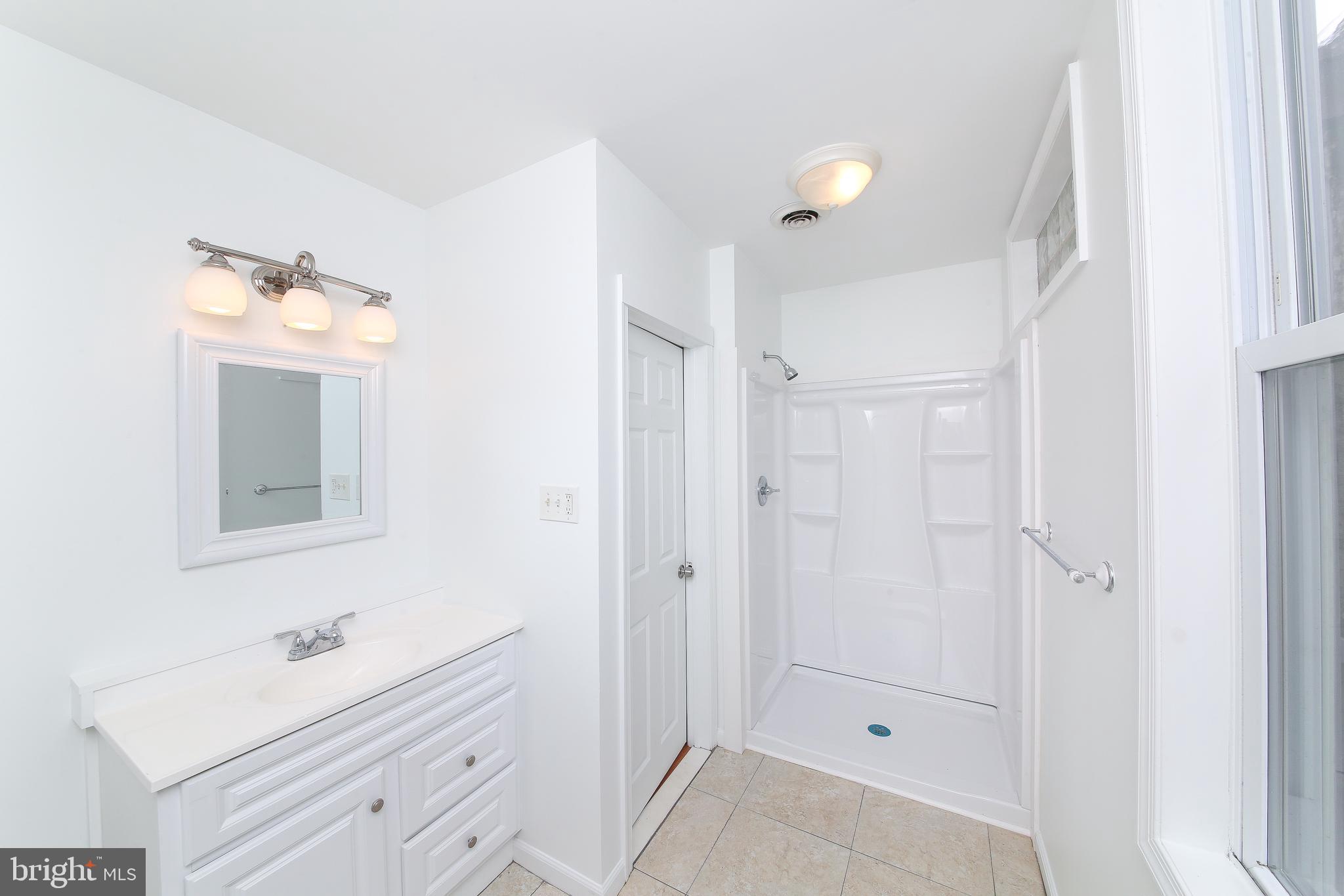 4851 Ridge Avenue Philadelphia, PA 19129 - Photo 16 of 29