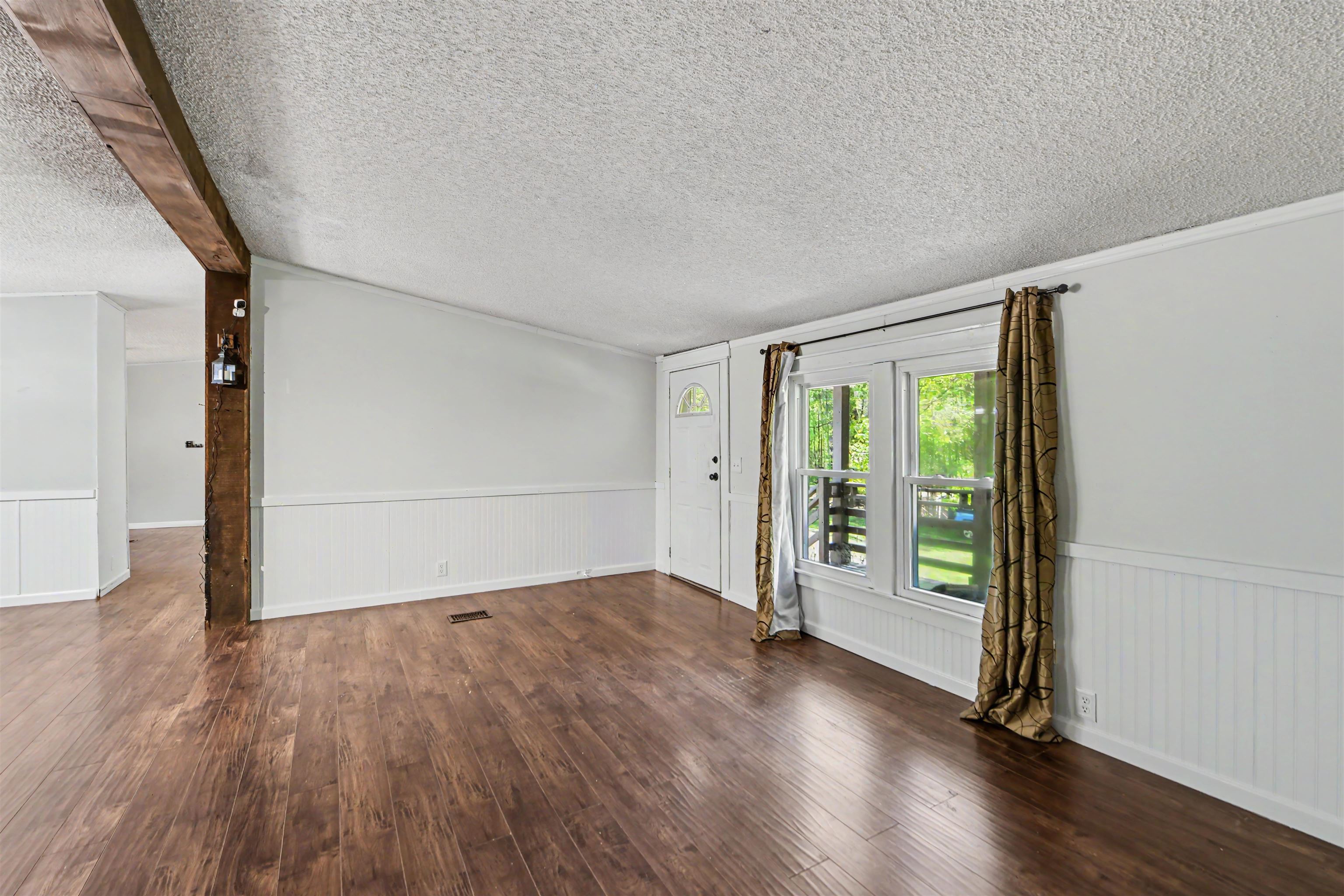 412 Bushy Creek Road Woodruff, SC 29388 - Photo 7 of 34 Gallery Image 7
