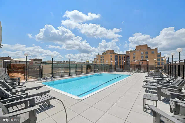 $309,000 | 1420 N Street Northwest, Unit 615, Washington, DC 20005