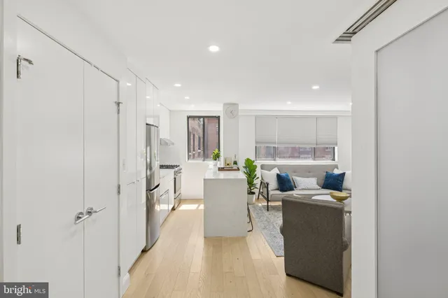 $309,000 | 1420 N Street Northwest, Unit 615, Washington, DC 20005