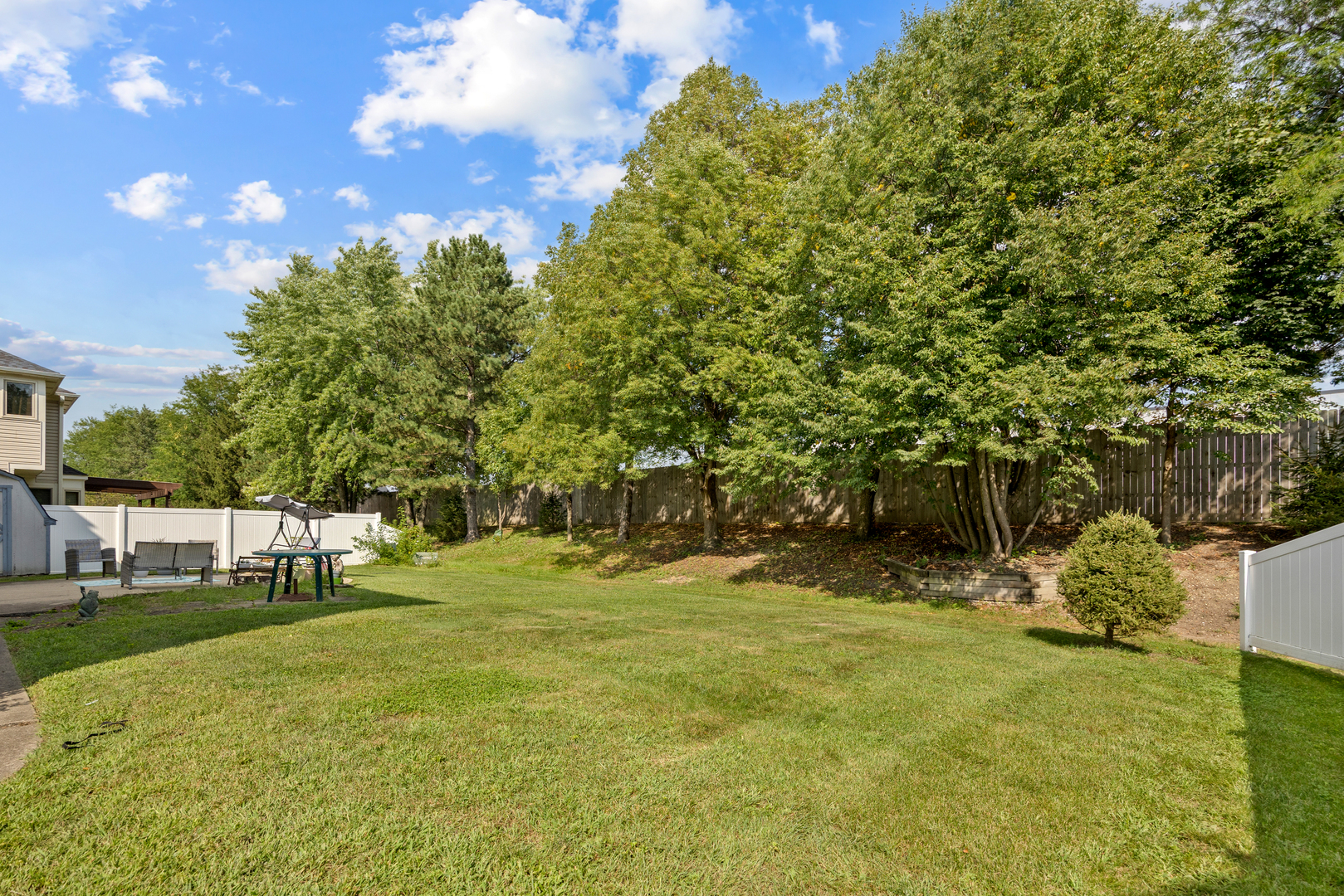 565 Rutgers Lane Elk Grove Village, IL 60007 - Photo 35 of 35 Gallery Image 35