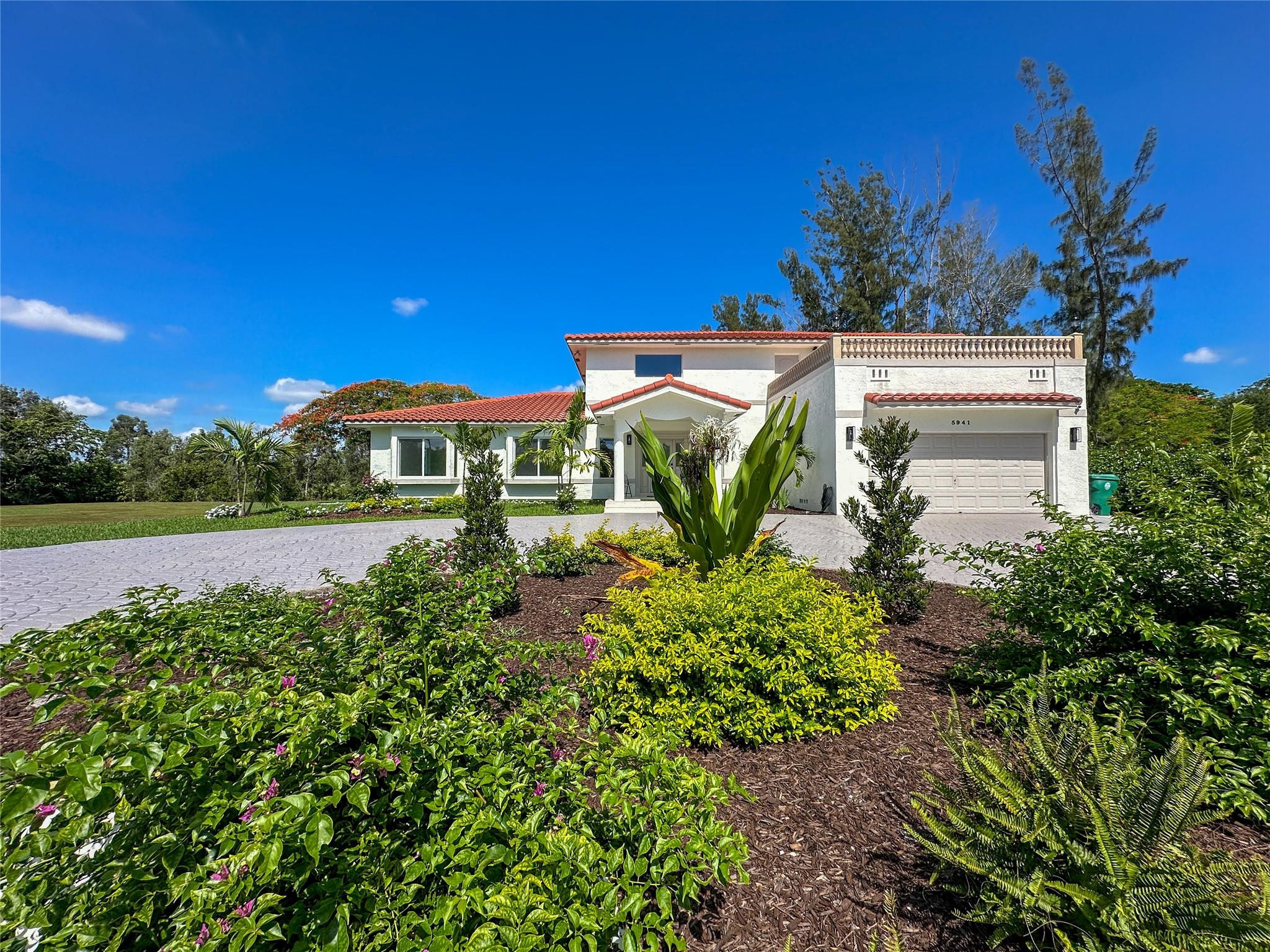 5941 Southwest 198th Terrace Southwest Ranches, FL 33332 - Photo 4 of 41 Photo 4