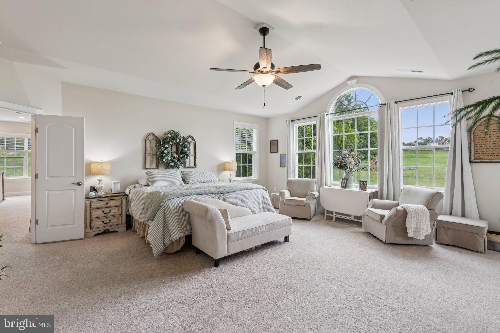 35490 Sunny Ridge Road Round Hill, VA 20141 - Photo 28 of 68 Spacious retreat with serene views.