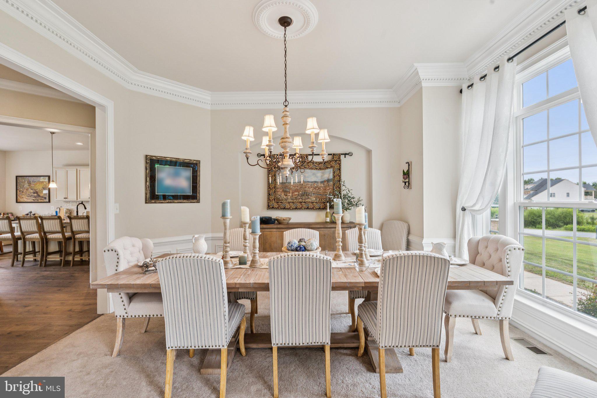 35490 Sunny Ridge Road Round Hill, VA 20141 - Photo 7 of 68 Elegant dining space with natural light.