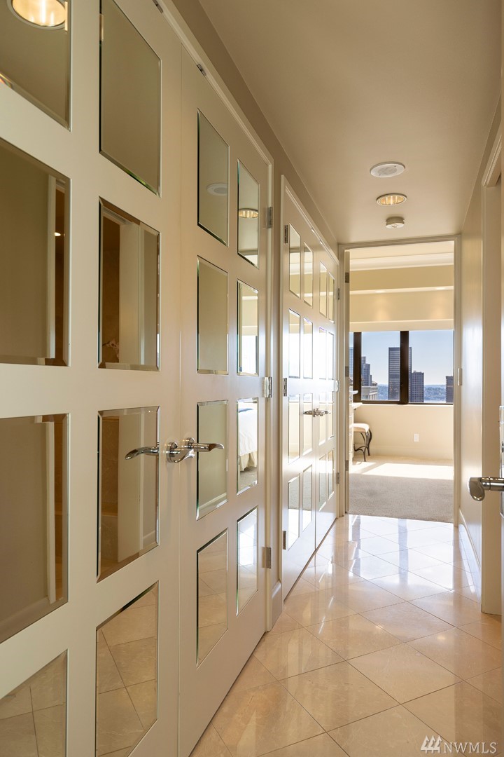 1301 Spring Street, Unit 17F Seattle, WA 98104 - Photo 17 of 39