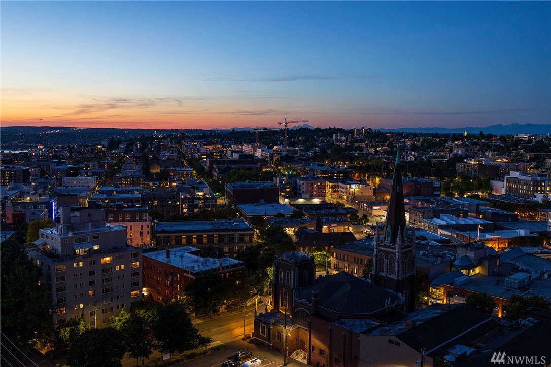 1301 Spring Street, Unit 17F Seattle, WA 98104 - Photo 22 of 39