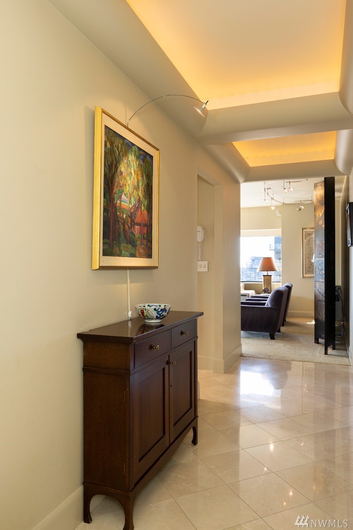 1301 Spring Street, Unit 17F Seattle, WA 98104 - Photo 26 of 39