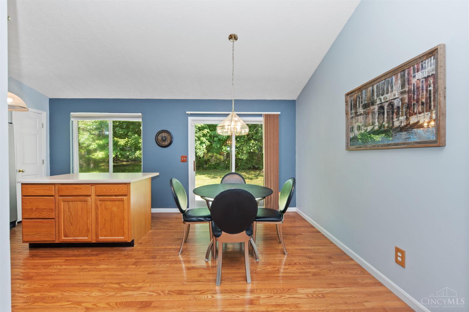 1518 Creekside Road Amelia, OH 45102 - Photo 18 of 55 Gallery Image 18