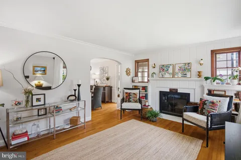 $1,279,000 | 5510 Roosevelt Street, Bethesda, MD 20817
