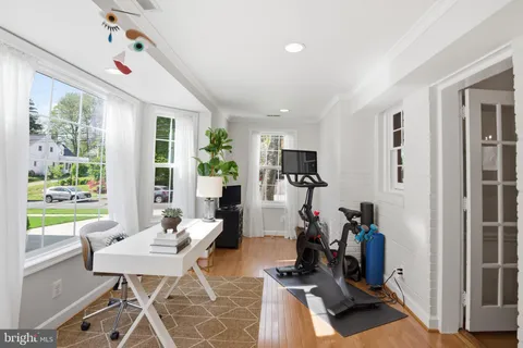 $1,279,000 | 5510 Roosevelt Street, Bethesda, MD 20817