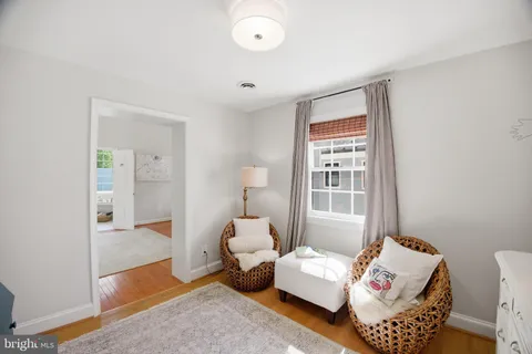 $1,279,000 | 5510 Roosevelt Street, Bethesda, MD 20817