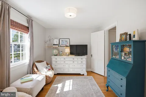 $1,279,000 | 5510 Roosevelt Street, Bethesda, MD 20817